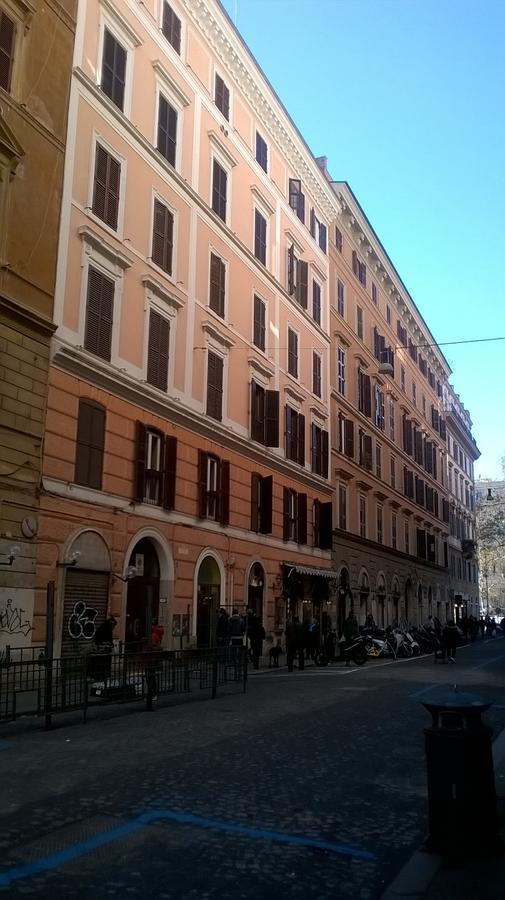 B&B&Courtesy Roma Dış mekan fotoğraf